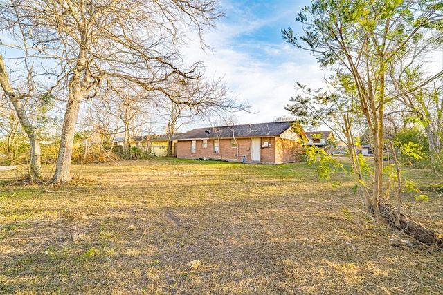 510 Blanco, Taft, TX 78390