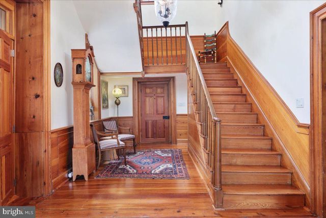730 MERRIMANS LN, Winchester, VA 22601