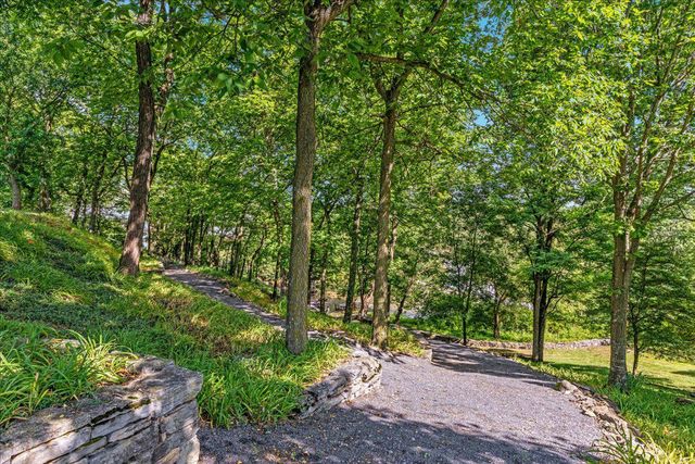 730 MERRIMANS LN, Winchester, VA 22601