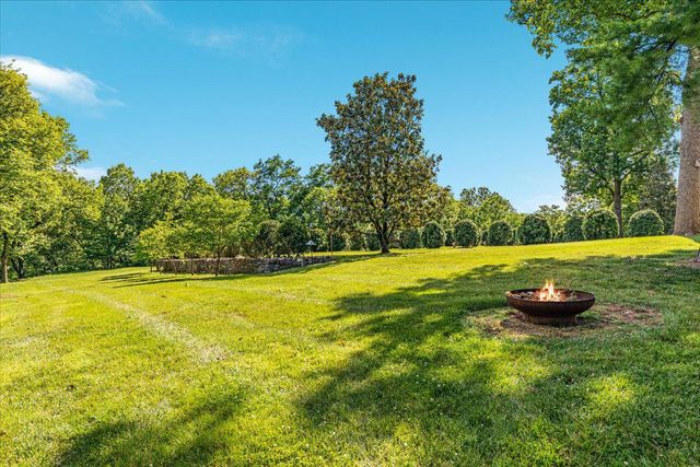 730 MERRIMANS LN, Winchester, VA 22601