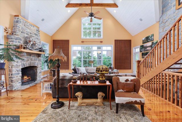 730 MERRIMANS LN, Winchester, VA 22601