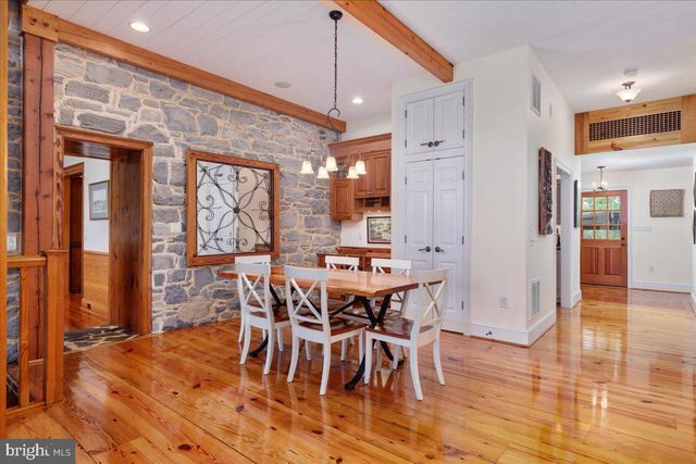 730 MERRIMANS LN, Winchester, VA 22601