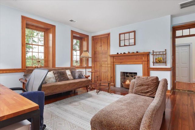 730 MERRIMANS LN, Winchester, VA 22601