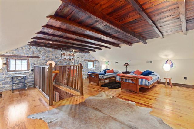 730 MERRIMANS LN, Winchester, VA 22601