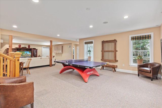 730 MERRIMANS LN, Winchester, VA 22601