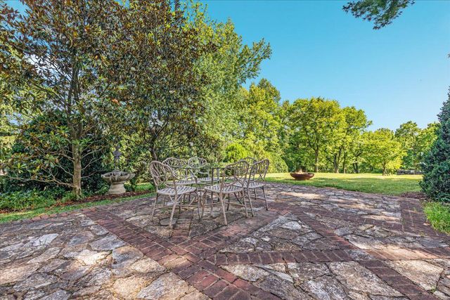 730 MERRIMANS LN, Winchester, VA 22601