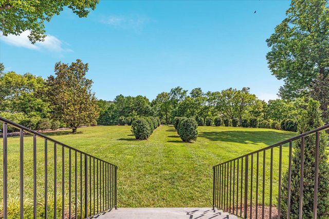 730 MERRIMANS LN, Winchester, VA 22601