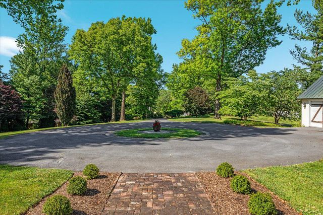 730 MERRIMANS LN, Winchester, VA 22601