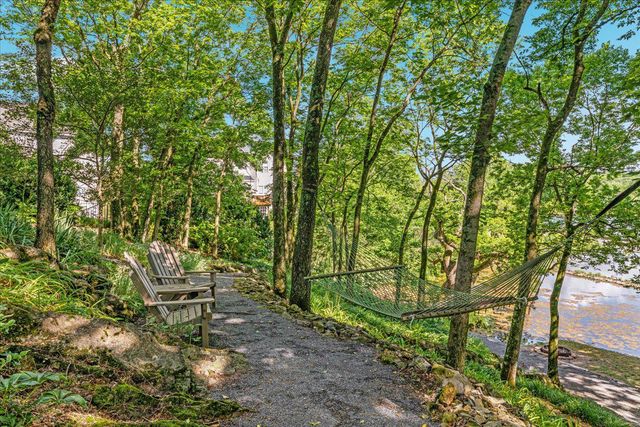 730 MERRIMANS LN, Winchester, VA 22601