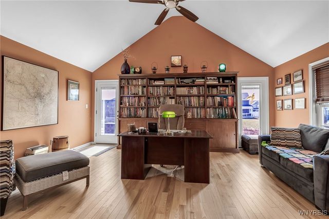 30 Sedge, Lancaster, NY 14086