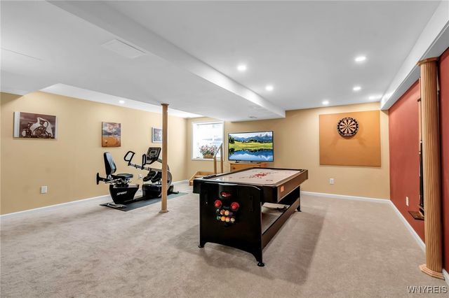 30 Sedge, Lancaster, NY 14086