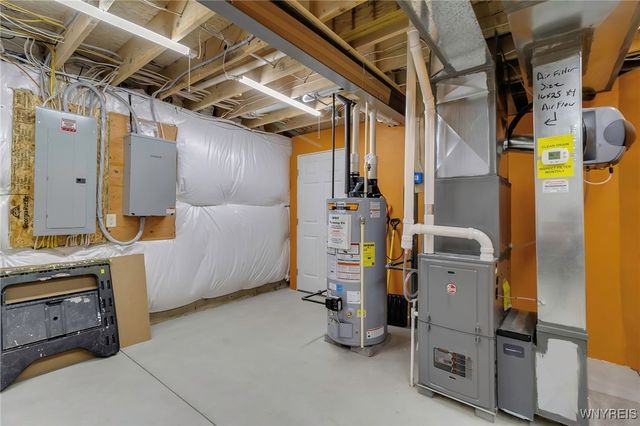 30 Sedge, Lancaster, NY 14086