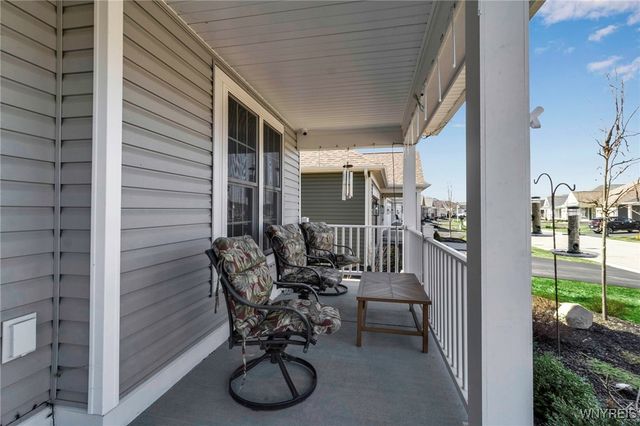 30 Sedge, Lancaster, NY 14086