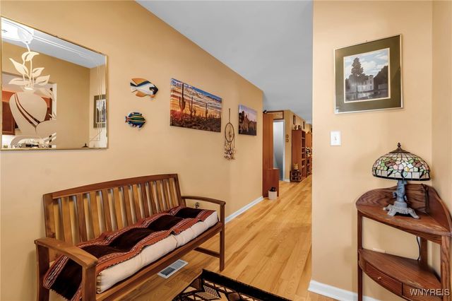 30 Sedge, Lancaster, NY 14086