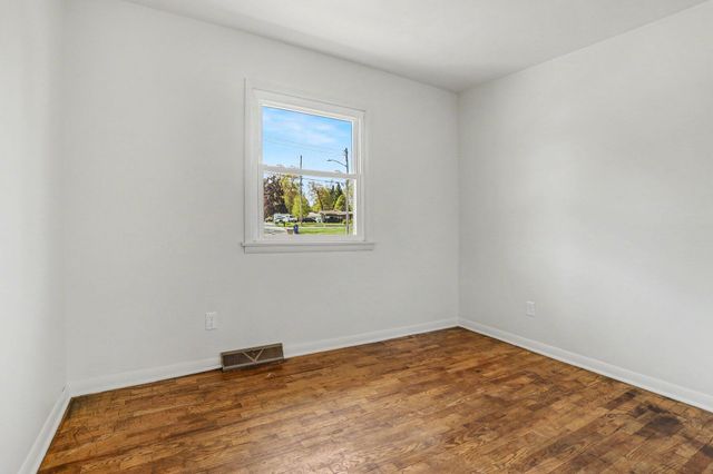 143 Kelwood Lane, Battle Creek, MI 49015