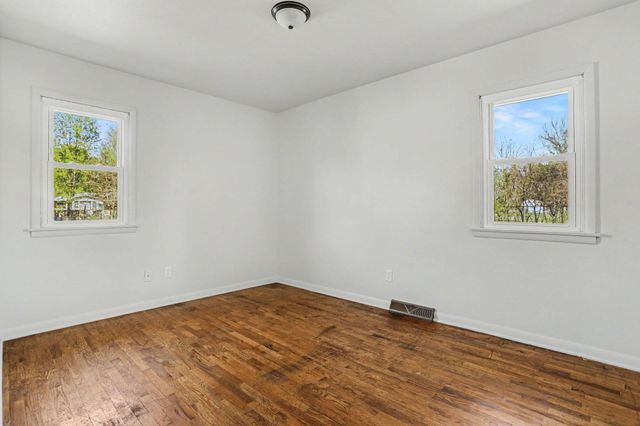 143 Kelwood Lane, Battle Creek, MI 49015
