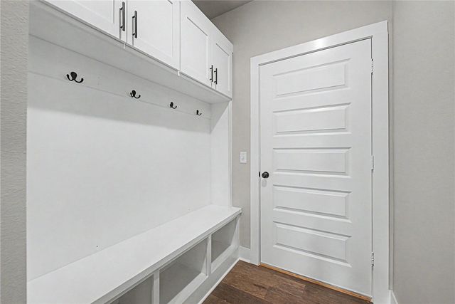 2 Grier Lane, Bella Vista, AR 72715