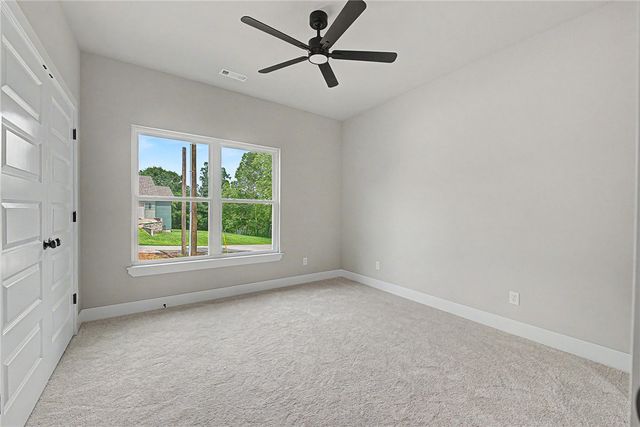 2 Grier Lane, Bella Vista, AR 72715