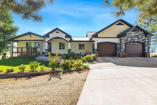 61 S 400 W, Burley, ID 83318 property photo