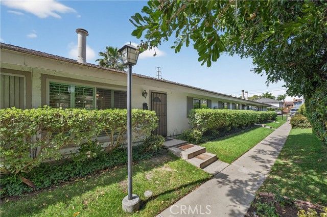 14802 Newport 20B, Tustin, CA 92780