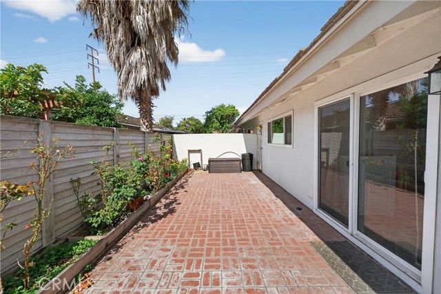 14802 Newport 20B, Tustin, CA 92780