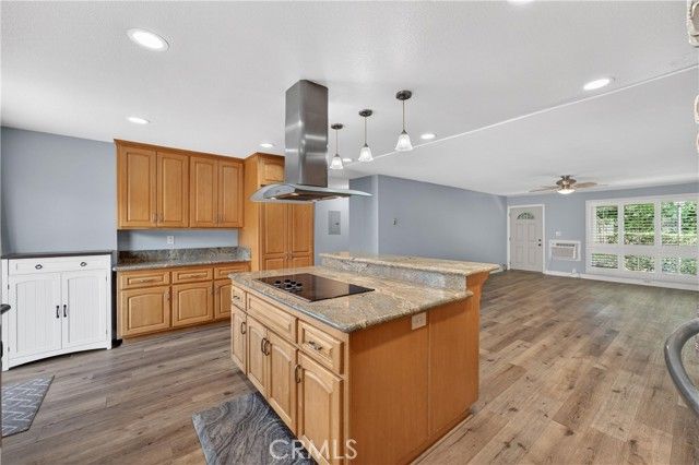 14802 Newport 20B, Tustin, CA 92780