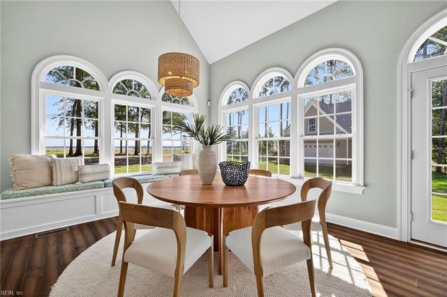 411 Lawnes Neck DR, Smithfield, VA 23430