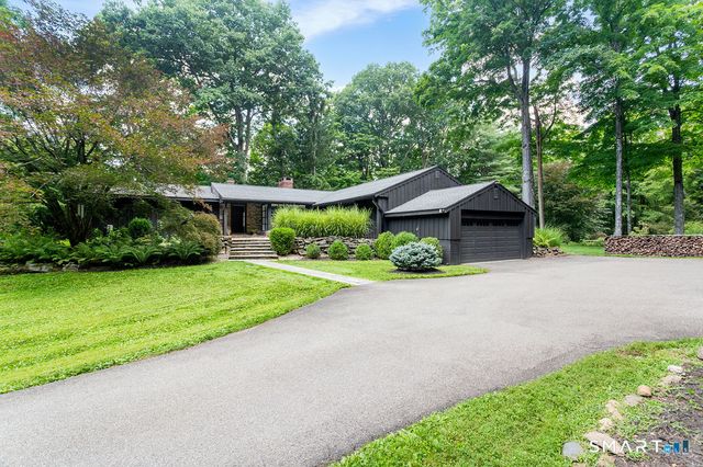 15 Brinsmade Lane, Sherman, CT 06784
