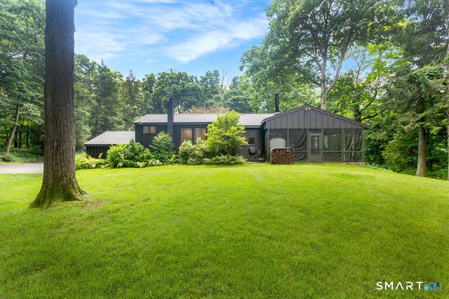 15 Brinsmade Lane, Sherman, CT 06784