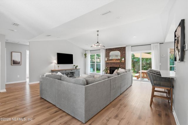 470 KEVIN Drive, Orange Park, FL 32073