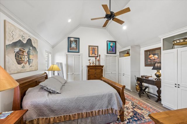 2360 Gun And Rod Circle, Brenham, TX 77833