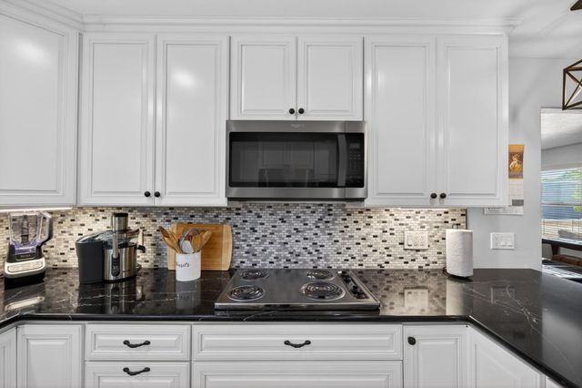 12493 Plum Ln, Wilton, CA 95693