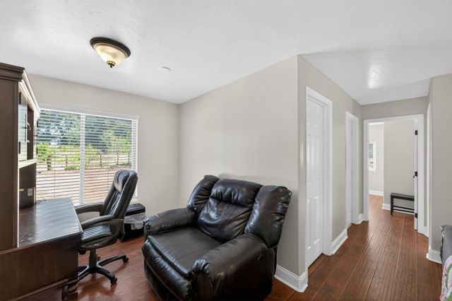 12493 Plum Ln, Wilton, CA 95693