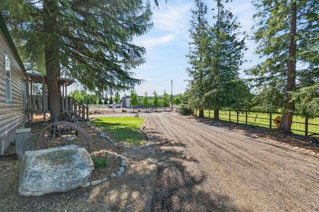 12493 Plum Ln, Wilton, CA 95693