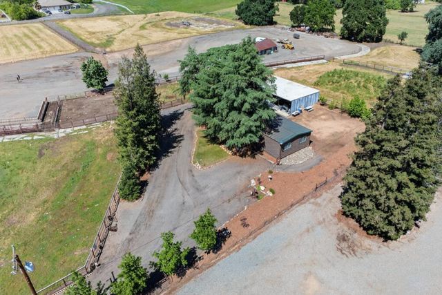 12493 Plum Ln, Wilton, CA 95693