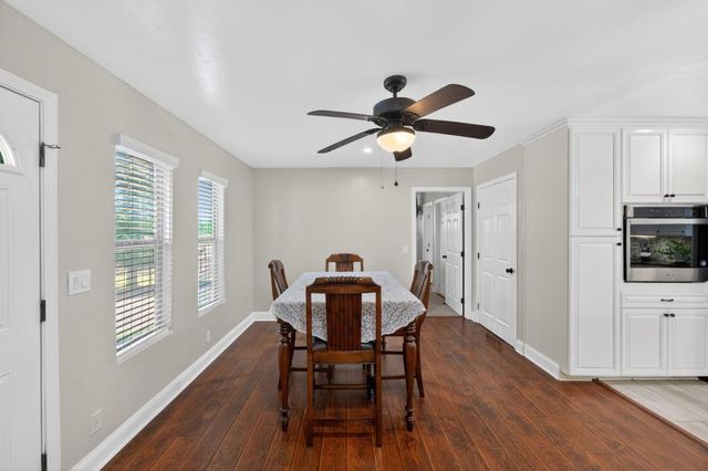 12493 Plum Ln, Wilton, CA 95693