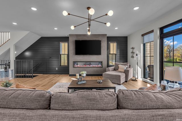 289 S 8Th Street, Lafayette, IN 47901