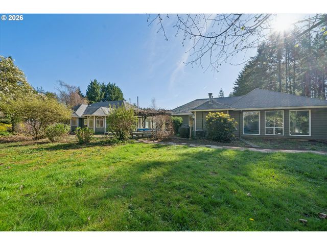 38101 Se HAUGLUM Rd, Sandy, OR 97055