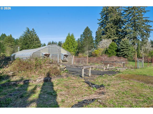 38101 Se HAUGLUM Rd, Sandy, OR 97055