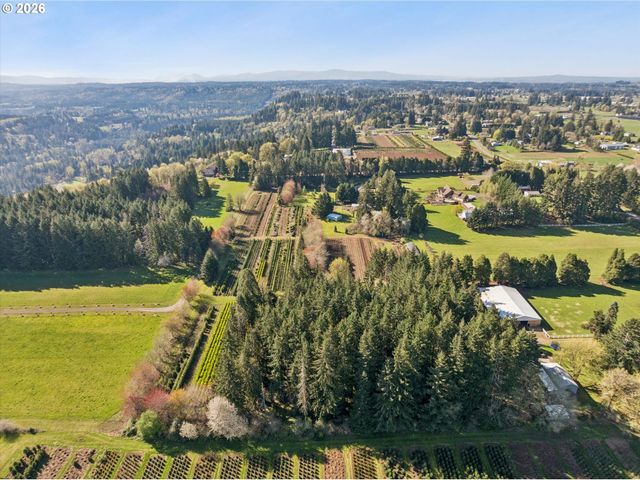 38101 Se HAUGLUM Rd, Sandy, OR 97055