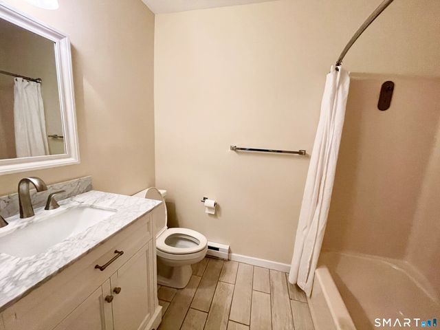 163 South Street 50, Danbury, CT 06810