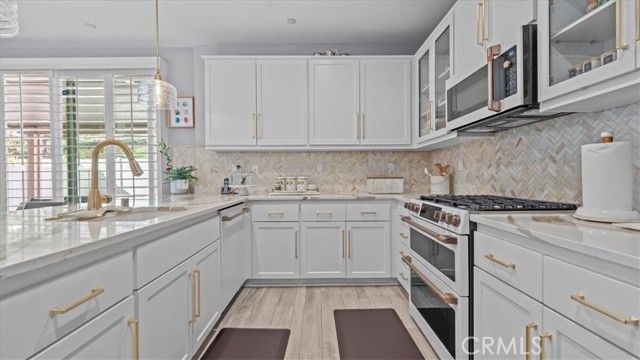 7371 Garnet Ridge, Jurupa Valley, CA 92509