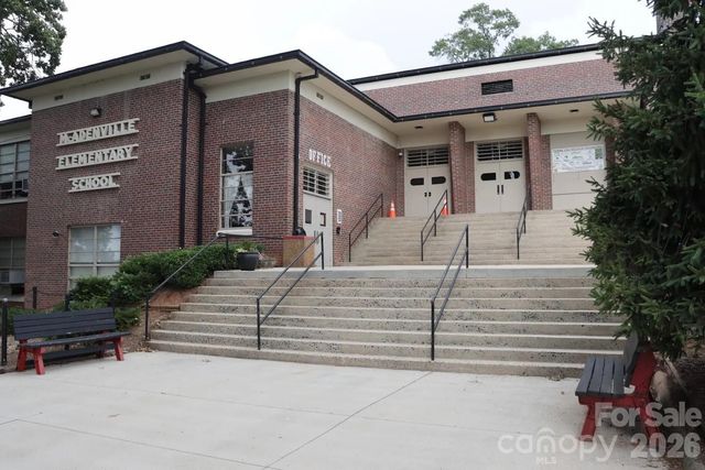 5149 Thomasville Drive, Belmont, NC 28012