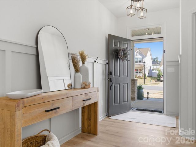 5149 Thomasville Drive, Belmont, NC 28012