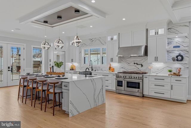 14700 CRANOKE ST, Centreville, VA 20120