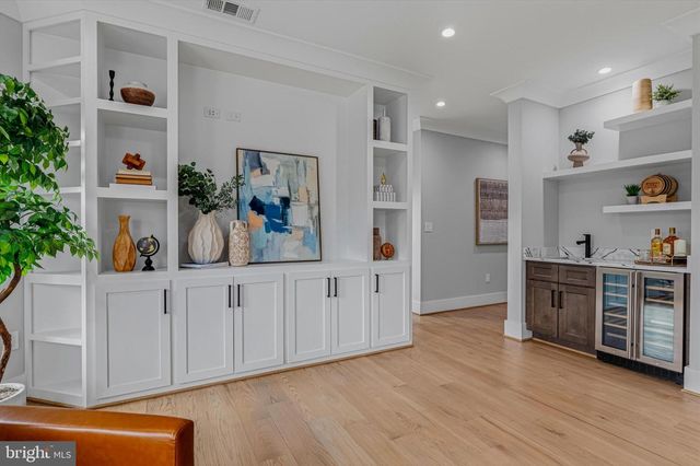 14700 CRANOKE ST, Centreville, VA 20120