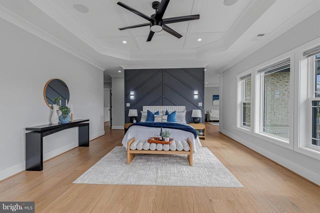 14700 CRANOKE ST, Centreville, VA 20120