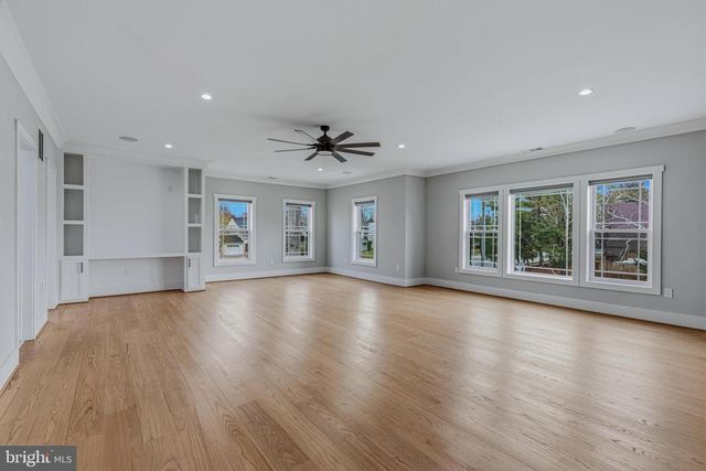 14700 CRANOKE ST, Centreville, VA 20120