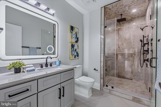 14700 CRANOKE ST, Centreville, VA 20120