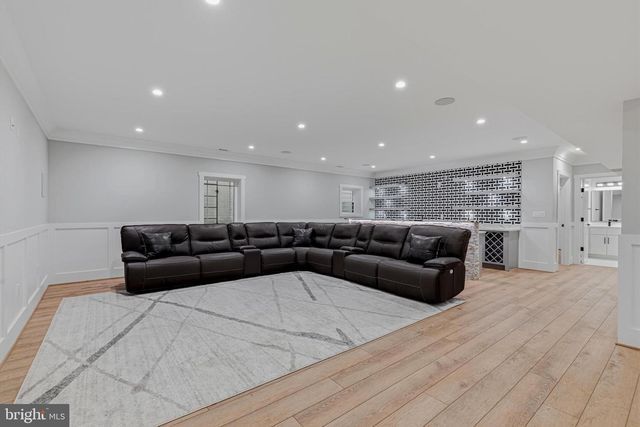 14700 CRANOKE ST, Centreville, VA 20120